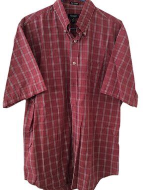 Men's Short Sleeved Van Heusen Sport Shirt Size M 15-15 1/2 Neck